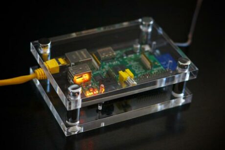 Raspberry Pi - Mini PC đầy mạnh mẽ