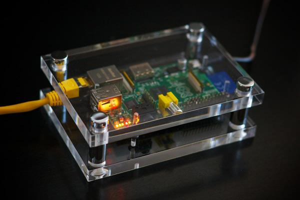Raspberry Pi - Mini PC đầy mạnh mẽ